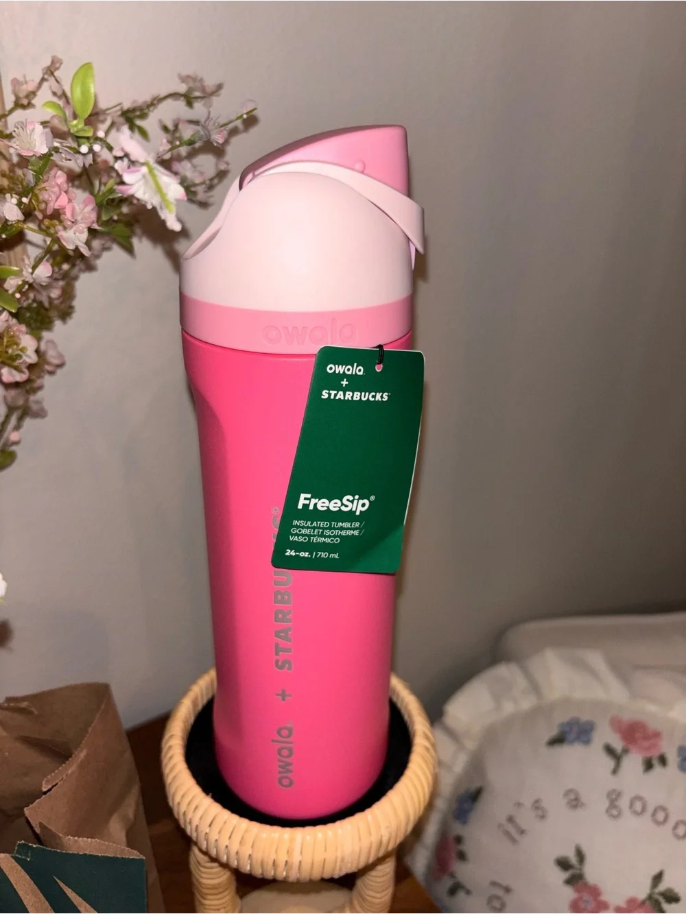 Starbucks × Owala Pink Drink FreeSip 24 oz | Limited Edition Collector’s Item 💗